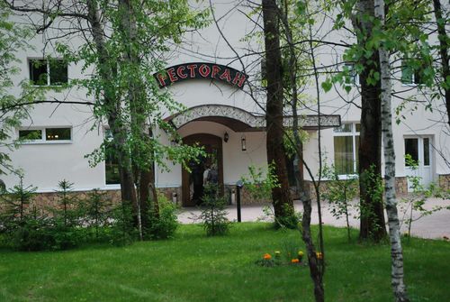 Ресторан Маска в поселке Спас-Каменка