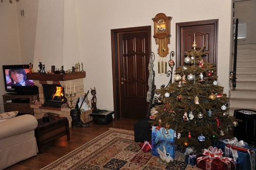 Интерьер новогоднего домика в поселке Спас-Каменка